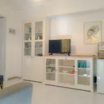 Apartament House With Garden Near The Sea