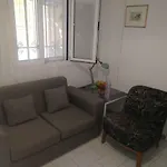 House With Garden Near The Sea דירה *